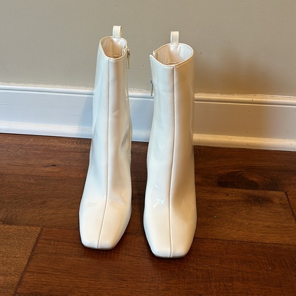 Lulus Bekka white patent square toe mid calf boot, size 7 1/2.  Brand new! - Picture 6 of 11